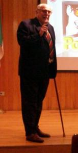 Il Dott. Adalberto Cortesi durante la conferenza.
