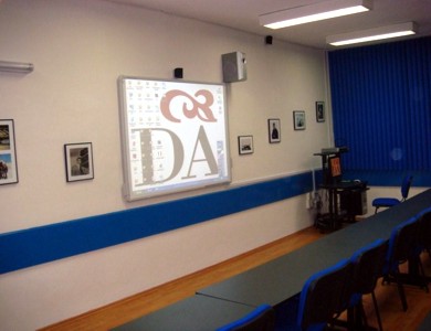 L'aula Luigi Cantele, una delle aule multimediali della modernissima Dante di Citt� del Messico.